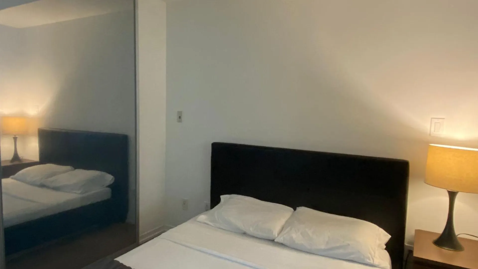 Monarch Residences Toronto Apartment