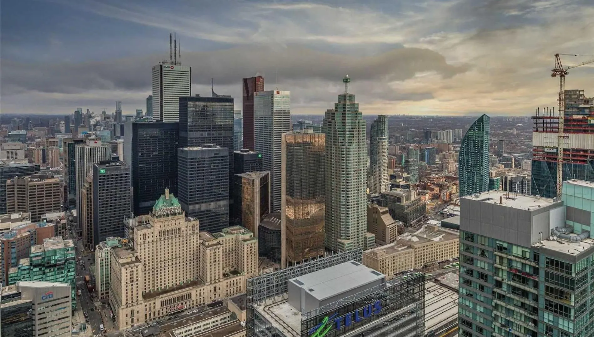 Apartment Monarch Residences Toronto