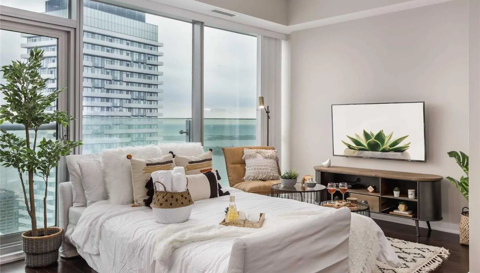 Monarch Residences Toronto